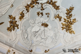 Particolare del soffitto in stucco della Sala dello Stemma. Scuola serpottiana. Seconda metà XVIII secolo